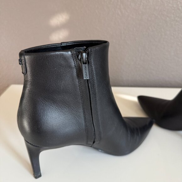 Calvin Klein Women's Senly Stiletto Heel Dress Black Booties - Picture 5 of 15